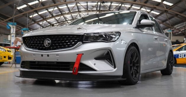 Proton S70 R3 赛车发布, 搭载1.6L CamPro强化版引擎和手排变速箱, 拥有200hp马力, 将参加雪邦一千公里耐力赛