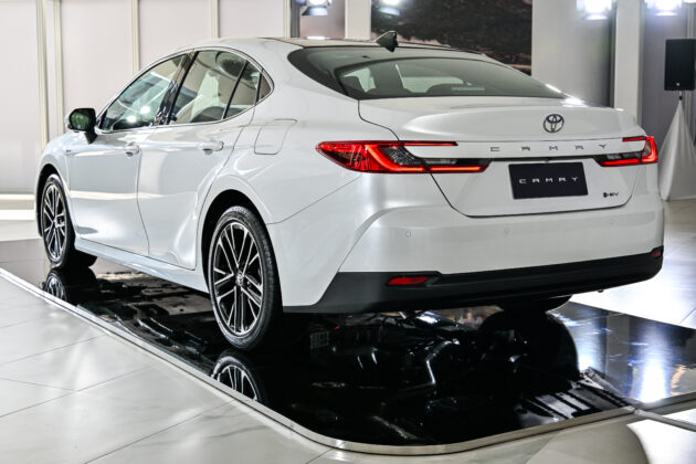 2024 Toyota Camry XV80 登陆泰国, 只有Hybrid油电可选