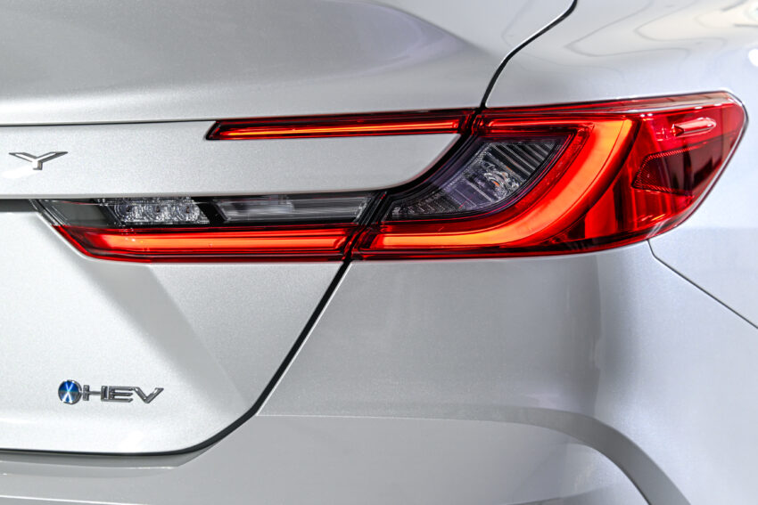 2024 Toyota Camry XV80 登陆泰国, 只有Hybrid油电可选 277438
