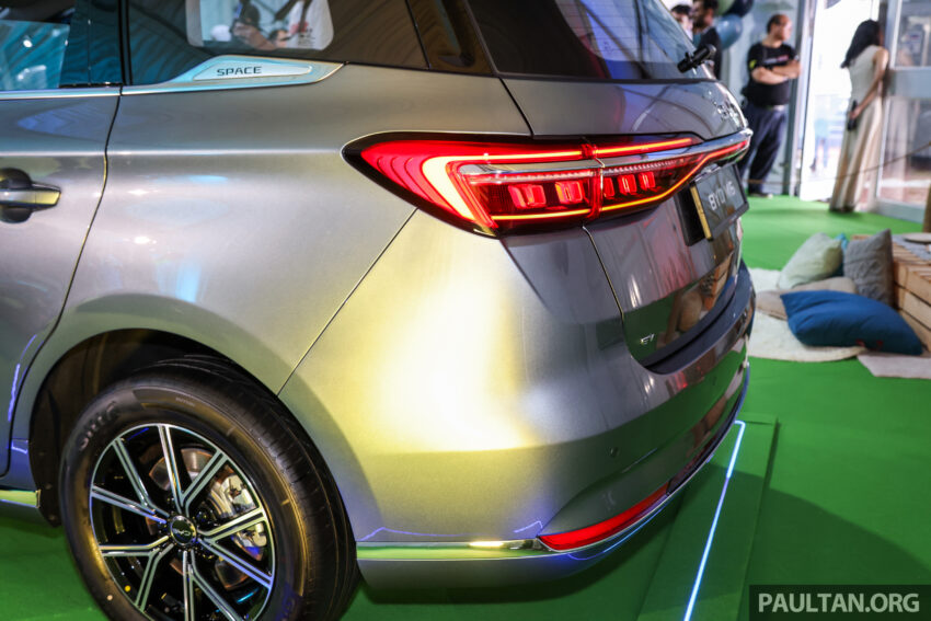 比亚迪 BYD M6 纯电动MPV正式于本地发布！仅提供七人座布局，划分 Standard 和 Extended 版本，售RM109k起 278457