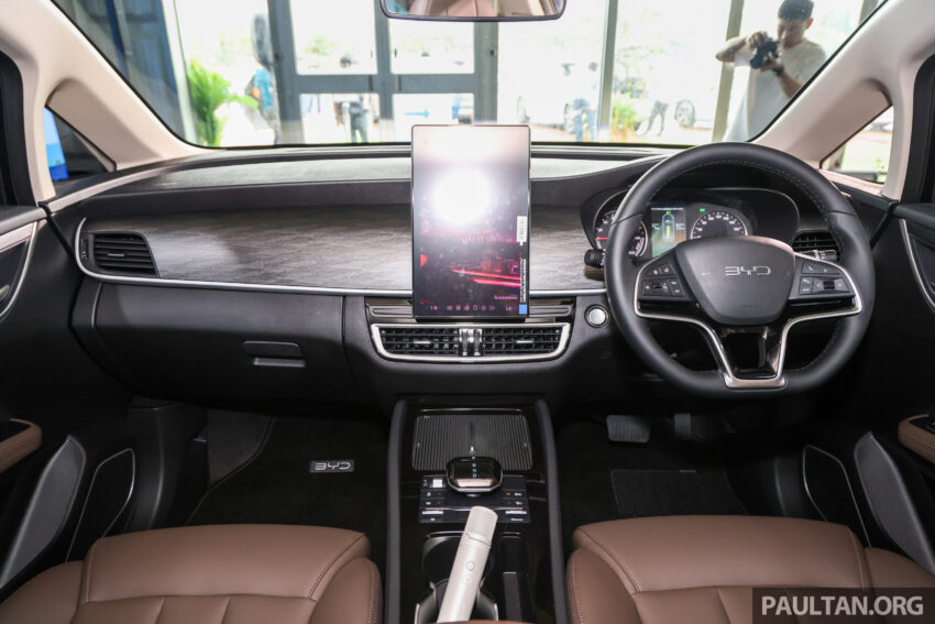比亚迪 BYD M6 纯电动MPV正式于本地发布！仅提供七人座布局，划分 Standard 和 Extended 版本，售RM109k起 278425