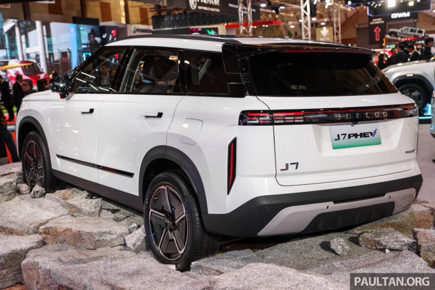 发布在即？Jaecoo J7 PHEV 插电混动版本地开放兴趣注册！最大输出功率347 PS/525 Nm，88公里纯电续航里程 278147