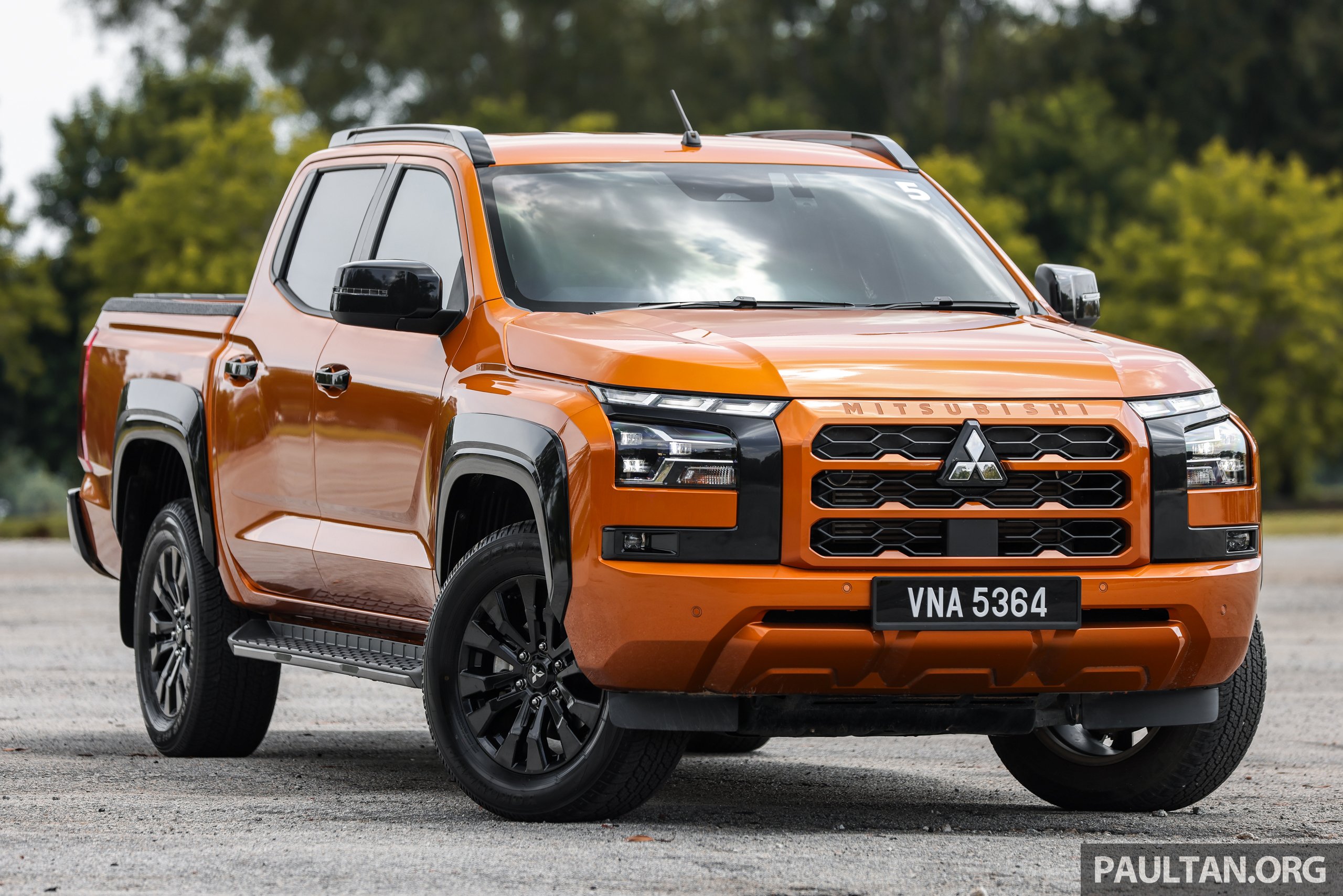 全新第六代 Mitsubishi Triton 正式于本地发布！共划分为五个等级，搭载2.4L新柴油引擎，售价从RM101,980起跳