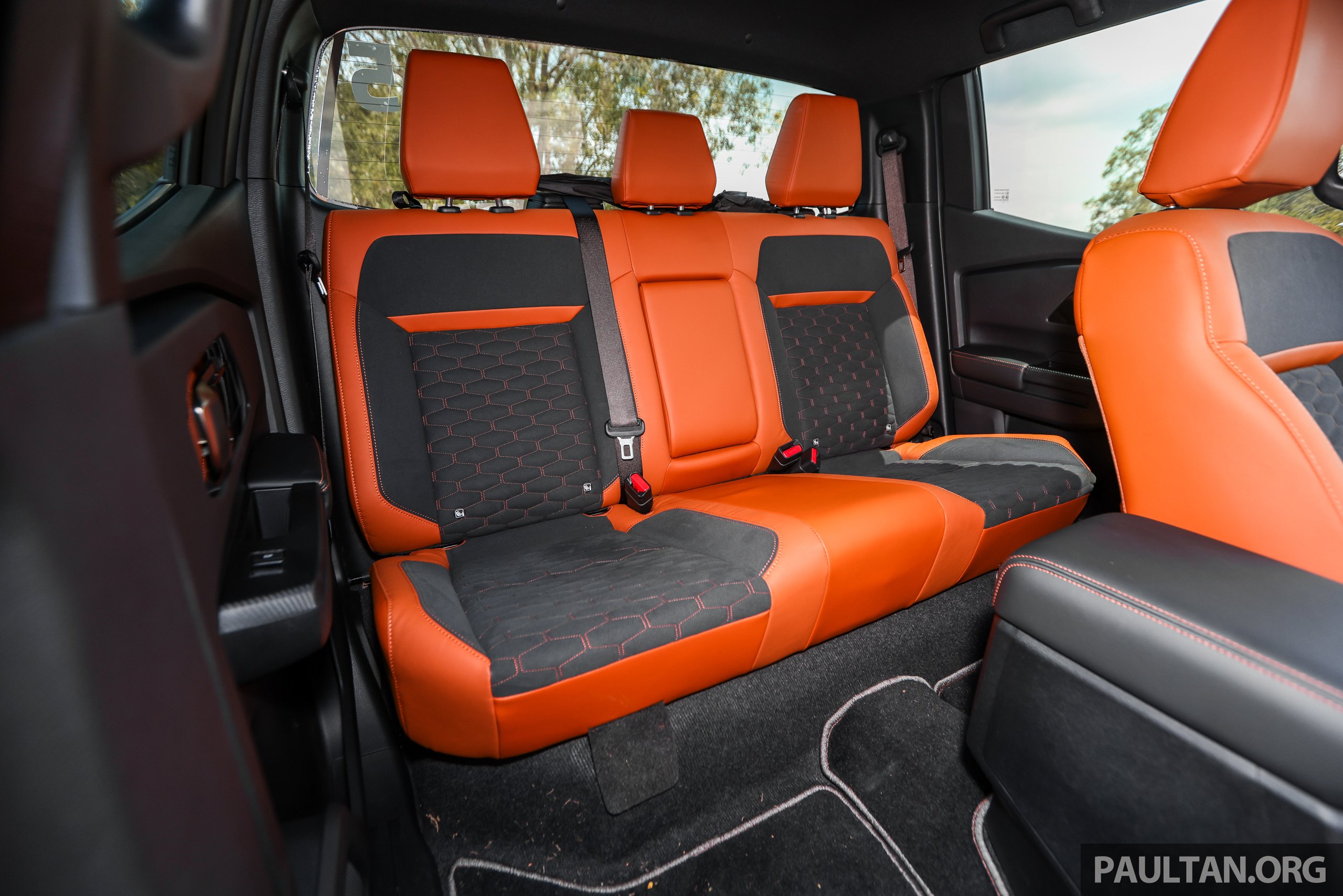 全新第六代 Mitsubishi Triton 正式于本地发布！共划分为五个等级，搭载2.4L新柴油引擎，售价从RM101,980起跳