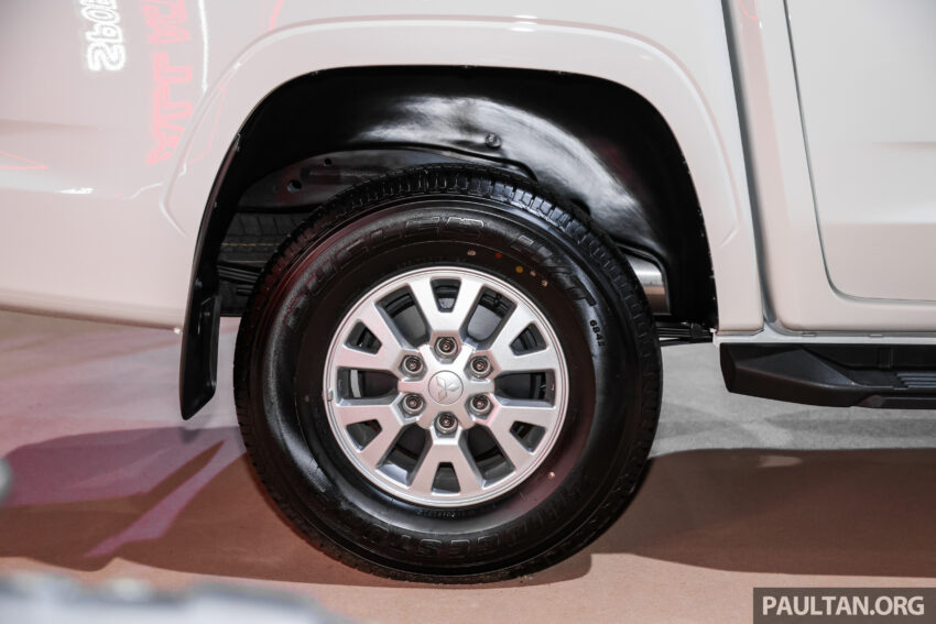 全新第六代 Mitsubishi Triton 正式于本地发布！共划分为五个等级，搭载2.4L新柴油引擎，售价从RM101,980起跳 278865