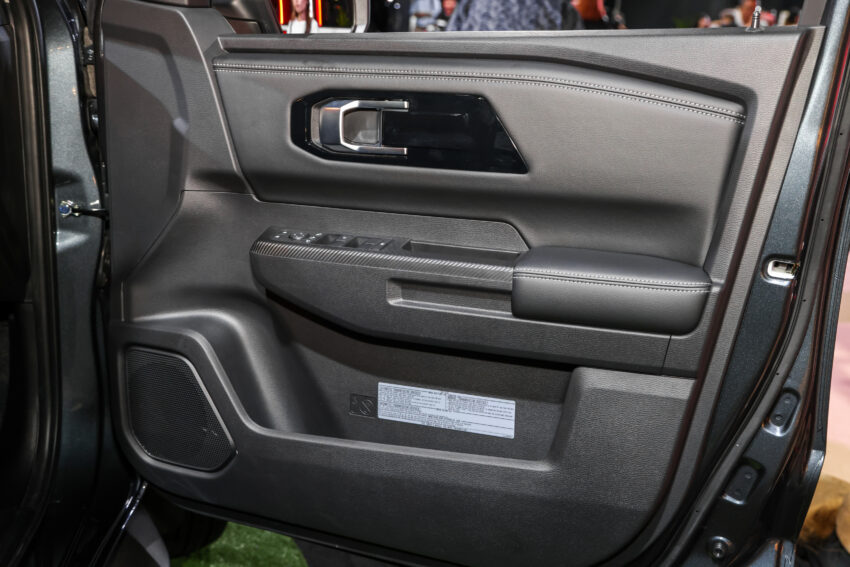 全新第六代 Mitsubishi Triton 正式于本地发布！共划分为五个等级，搭载2.4L新柴油引擎，售价从RM101,980起跳 278835
