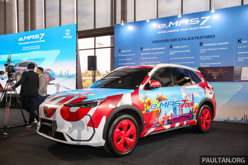Proton eMAS 7 正式开放接单, 有标准与增程版可选, 续航里程达410公里, 6.9秒破百, 预估价12万令吉起, 12月上市 280096