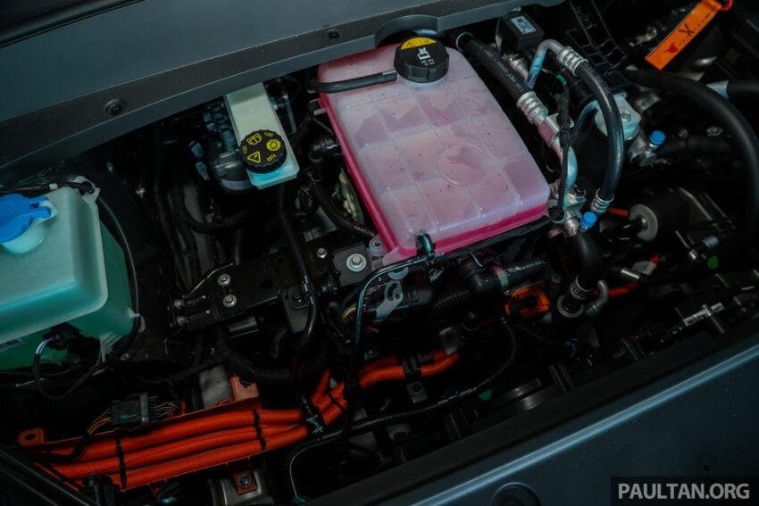 Proton eMAS 7 正式开放接单, 有标准与增程版可选, 续航里程达410公里, 6.9秒破百, 预估价12万令吉起, 12月上市 279992
