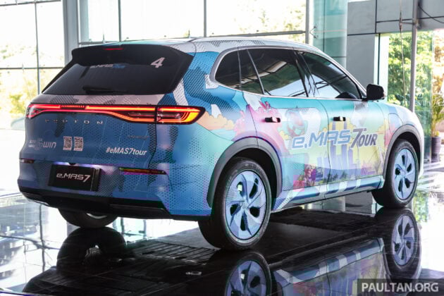Proton eMAS 7 正式开放接单, 有标准与增程版可选, 续航里程达410公里, 6.9秒破百, 预估价12万令吉起, 12月上市