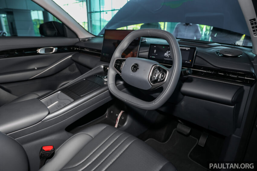 Proton eMAS 7 正式开放接单, 有标准与增程版可选, 续航里程达410公里, 6.9秒破百, 预估价12万令吉起, 12月上市 279993