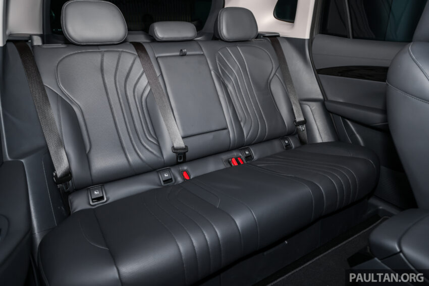 Proton eMAS 7 正式开放接单, 有标准与增程版可选, 续航里程达410公里, 6.9秒破百, 预估价12万令吉起, 12月上市 280036