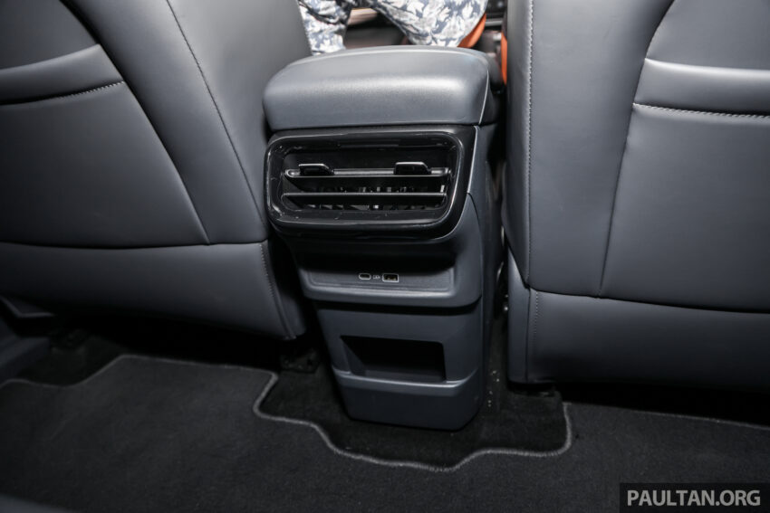 Proton eMAS 7 正式开放接单, 有标准与增程版可选, 续航里程达410公里, 6.9秒破百, 预估价12万令吉起, 12月上市 280040