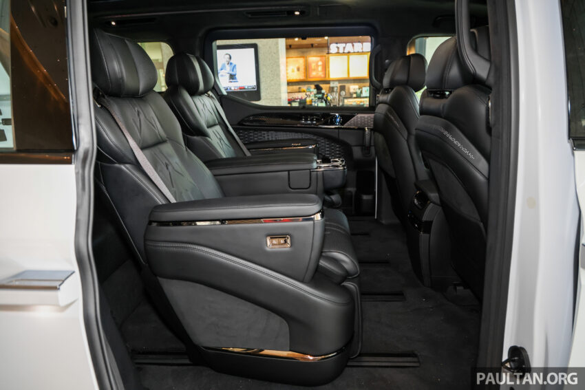 极氪 Zeekr 009 在 Sunway Pinnacle 展出, 纯电豪华大型MPV, 有六人与七人座可选, 续航582公里, 预估价37万以下 277191