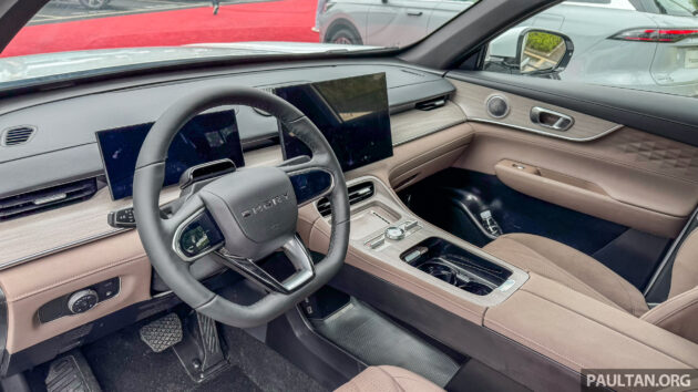Chery Tiggo 8 Pro e+ 亮相贸工部活动, PHEV版即将来马?
