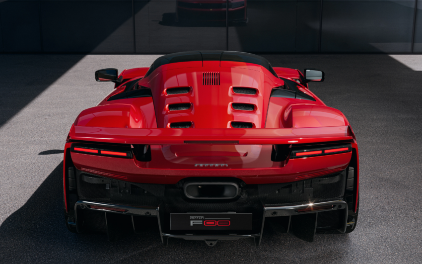 新世代“马王”登场，Ferrari F80 重磅发表；搭载 V6 油电混动系统，可输出1,200匹马力，2.15秒破百！全球限量799台 279124