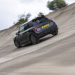 2025 MINI John Cooper Works 大改款首发, 沿用原有底盘与引擎, 改搭双离合器变速箱, 动力小幅提升, 保留敞篷版