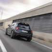 2025 MINI John Cooper Works 大改款首发, 沿用原有底盘与引擎, 改搭双离合器变速箱, 动力小幅提升, 保留敞篷版