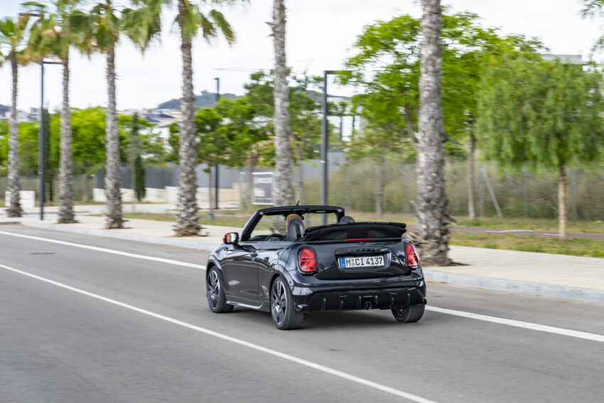 2025 MINI John Cooper Works 大改款首发, 沿用原有底盘与引擎, 改搭双离合器变速箱, 动力小幅提升, 保留敞篷版 279581