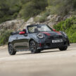 2025 MINI John Cooper Works 大改款首发, 沿用原有底盘与引擎, 改搭双离合器变速箱, 动力小幅提升, 保留敞篷版