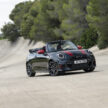 2025 MINI John Cooper Works 大改款首发, 沿用原有底盘与引擎, 改搭双离合器变速箱, 动力小幅提升, 保留敞篷版