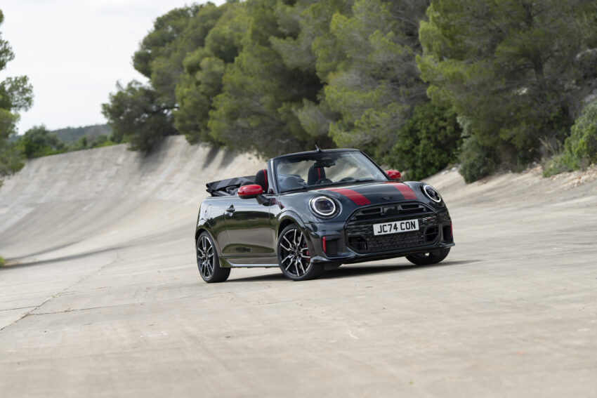 2025 MINI John Cooper Works 大改款首发, 沿用原有底盘与引擎, 改搭双离合器变速箱, 动力小幅提升, 保留敞篷版 279601