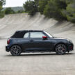 2025 MINI John Cooper Works 大改款首发, 沿用原有底盘与引擎, 改搭双离合器变速箱, 动力小幅提升, 保留敞篷版