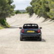 2025 MINI John Cooper Works 大改款首发, 沿用原有底盘与引擎, 改搭双离合器变速箱, 动力小幅提升, 保留敞篷版