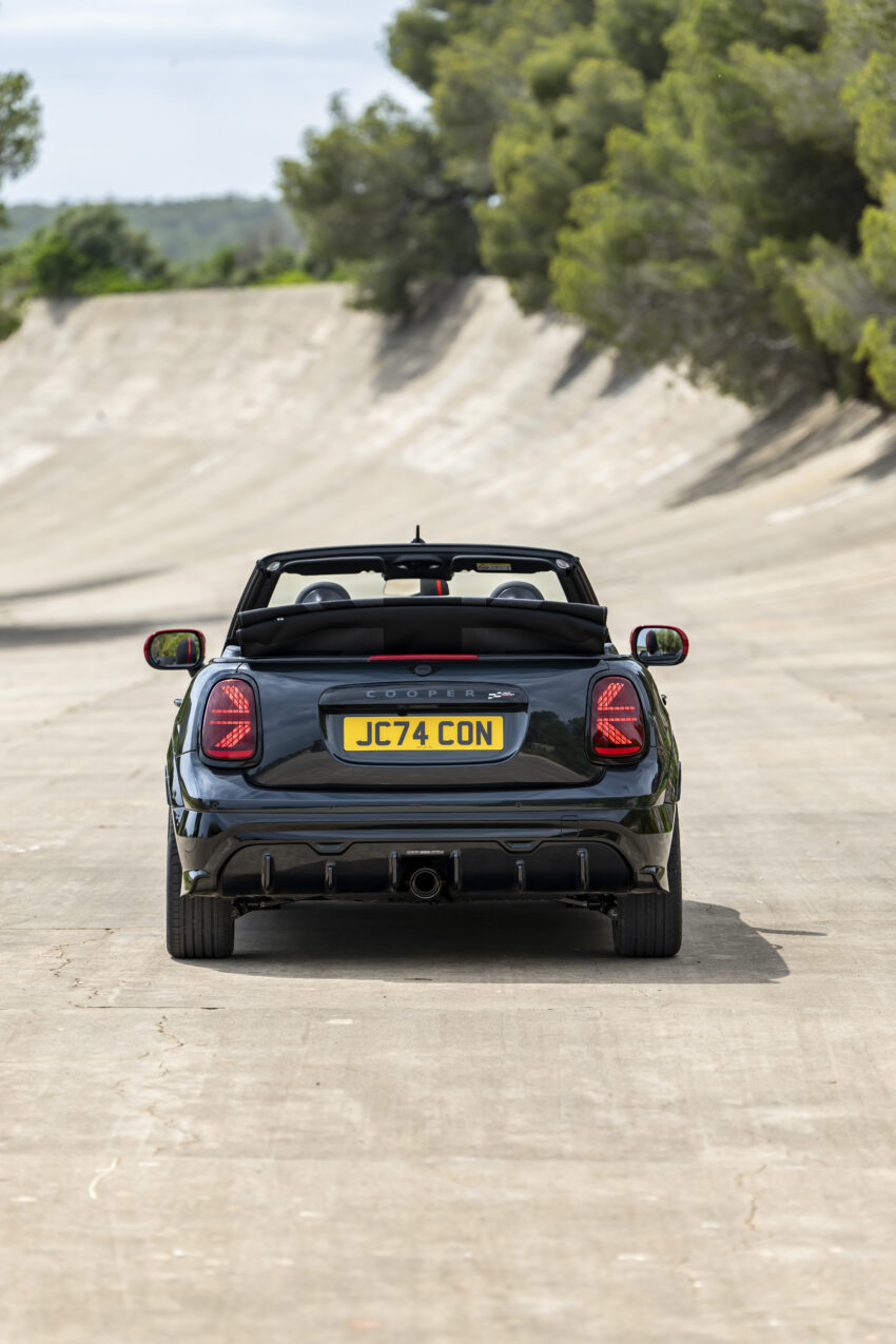 2025 MINI John Cooper Works 大改款首发, 沿用原有底盘与引擎, 改搭双离合器变速箱, 动力小幅提升, 保留敞篷版 279611