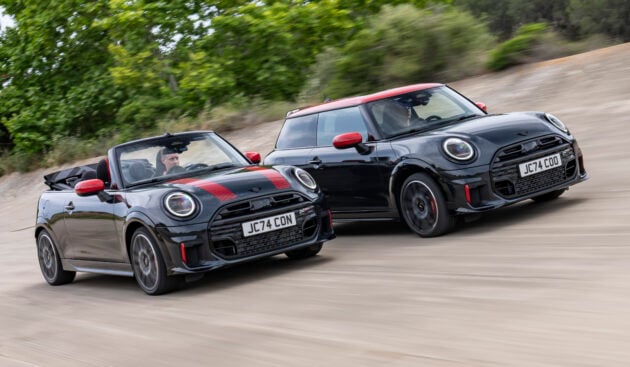 2025 MINI John Cooper Works 大改款首发, 沿用原有底盘与引擎, 改搭双离合器变速箱, 动力小幅提升, 保留敞篷版
