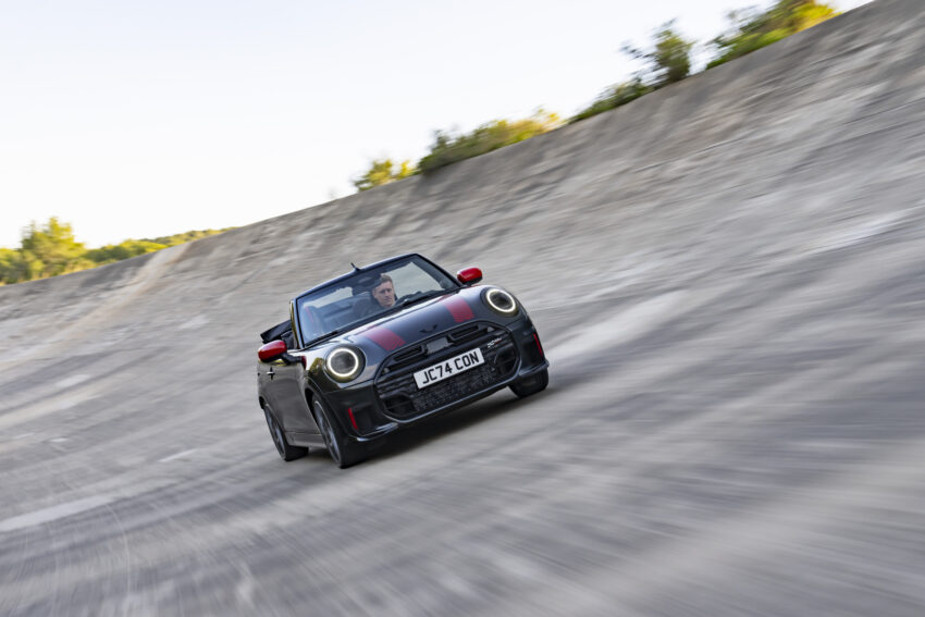 2025 MINI John Cooper Works 大改款首发, 沿用原有底盘与引擎, 改搭双离合器变速箱, 动力小幅提升, 保留敞篷版 279570