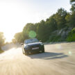 2025 MINI John Cooper Works 大改款首发, 沿用原有底盘与引擎, 改搭双离合器变速箱, 动力小幅提升, 保留敞篷版