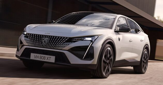 纯电动 Peugeot e-408 全球首发, 电动版的 408, 续航里程可达453公里, 120kW DC快充, 充电10分钟行驶100公里