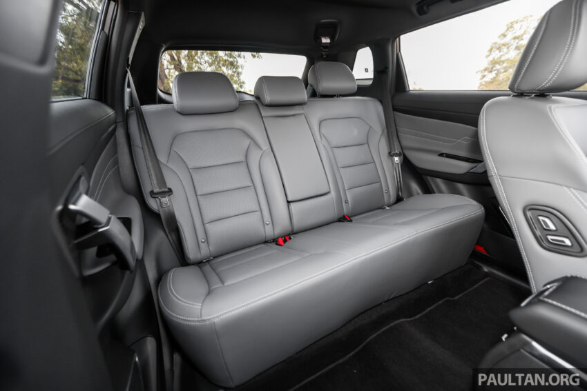 小改款 Proton X70 Premium X 顶配新车实拍, 售价12.7万 275825
