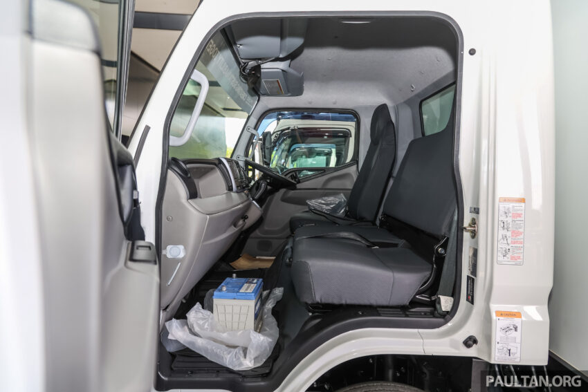 2024 Mitsubishi Fuso Canter TF 本地开售, 四种车身构型可选, 搭载 Euro 5 低排放新柴油引擎, 可使用 B30 生物柴油 276185