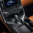 Lexus LX 700h 全球首发, LX 车系里首款Hybrid油电车型, 强调耐用和可靠, 油电系统故障仍可单独依靠汽油引擎行驶