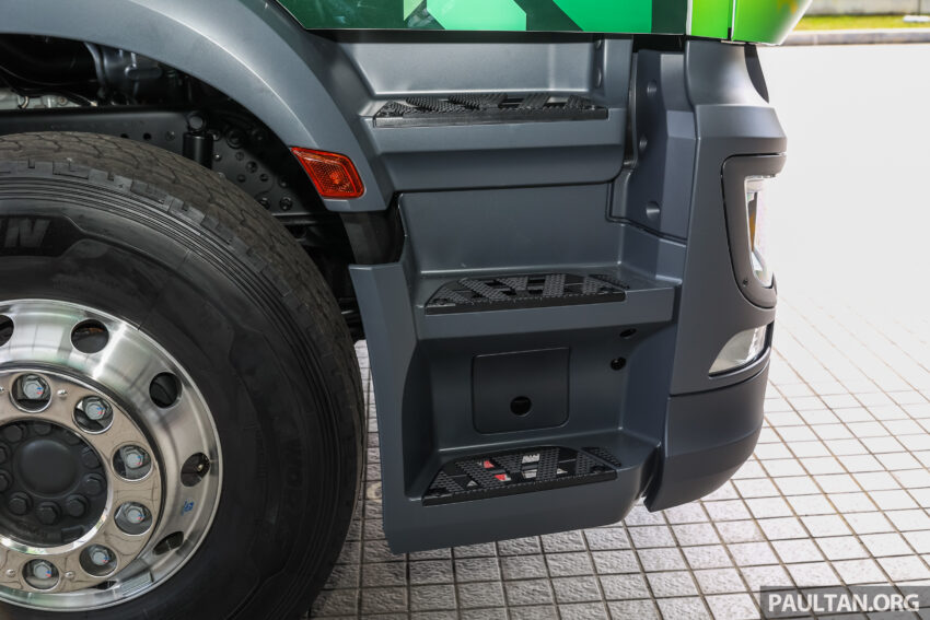 2024 Mercedes-Benz Actros 与 Arocs 登陆大马市场, 搭载 Euro 5 排放标准新引擎, 能使用未来的 B30 生物柴油 276061