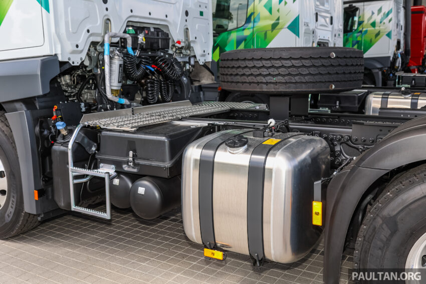 2024 Mercedes-Benz Actros 与 Arocs 登陆大马市场, 搭载 Euro 5 排放标准新引擎, 能使用未来的 B30 生物柴油 276067