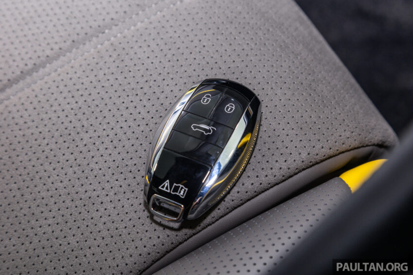 Bentley Bentayga Umbra 亮相大马, 全球仅限量销售10辆,  4.0L V8双涡轮增压引擎, 4.5秒破百, 含税价格368万令吉 282977