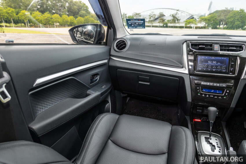 黑色 Perodua Aruz 新车完整实拍, 年尾可享RM4,000折扣 282750