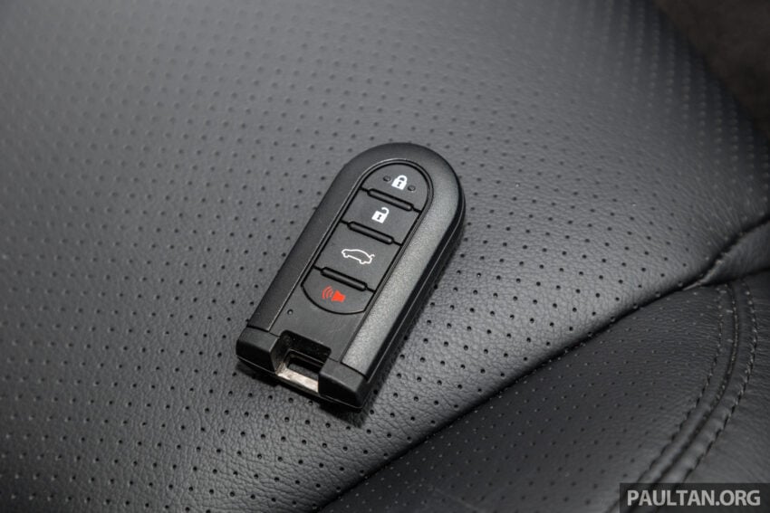 黑色 Perodua Aruz 新车完整实拍, 年尾可享RM4,000折扣 282783