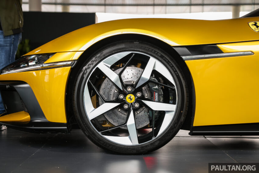 跃马最后的纯粹 GT！Ferrari 12Cilindri 登陆大马！搭载6.5L V12 NA引擎，可选硬顶或敞篷，含税售470万令吉起 283025