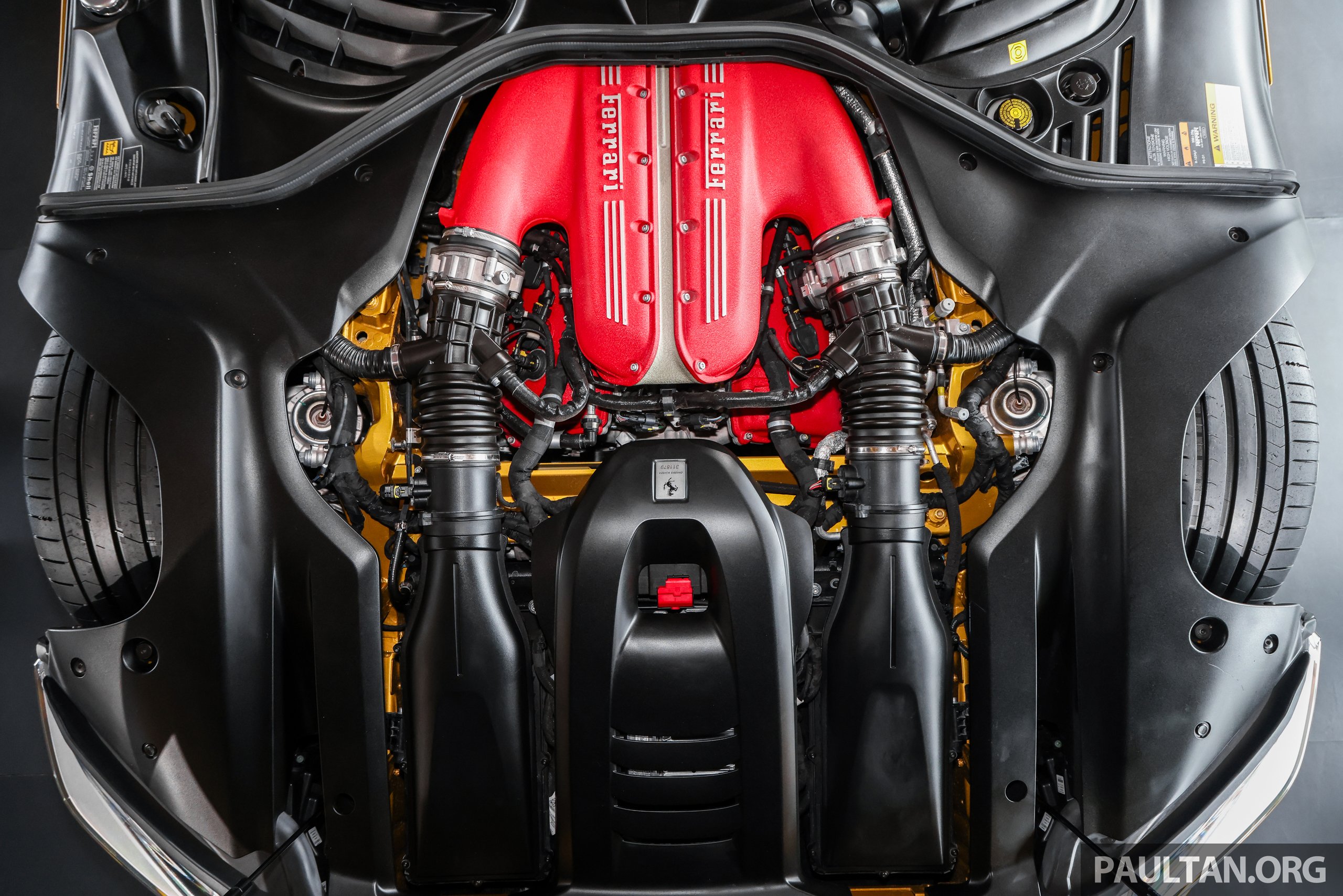 跃马最后的纯粹 GT！Ferrari 12Cilindri 登陆大马！搭载6.5L V12 NA引擎，可选硬顶或敞篷，含税售470万令吉起