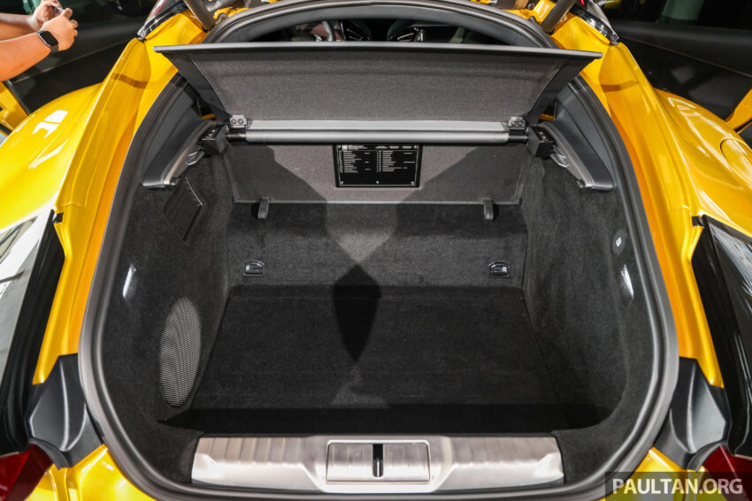 跃马最后的纯粹 GT！Ferrari 12Cilindri 登陆大马！搭载6.5L V12 NA引擎，可选硬顶或敞篷，含税售470万令吉起 283079