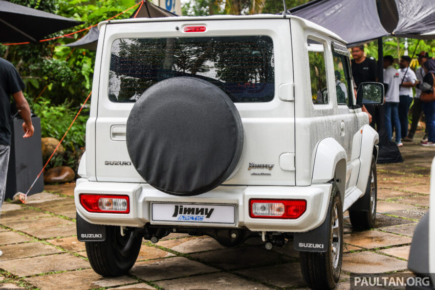 Suzuki Jimny Arctic 本地上市, 全珍珠白配色, 要价16.8万 281709
