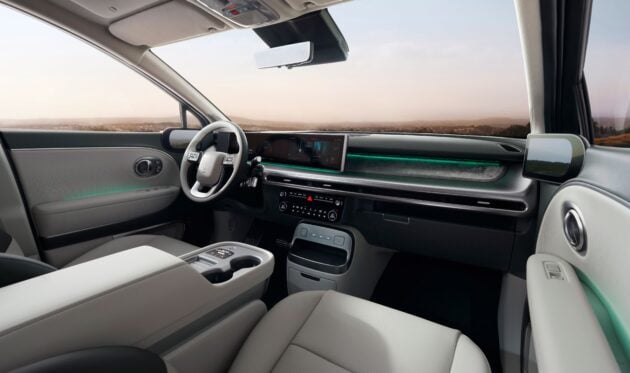 Hyundai Ioniq 9 北美首发, 旗舰纯电动七人座SUV, 续航里程最长620公里, 最快5.2秒破百, 极速200km/h, 350kW快充
