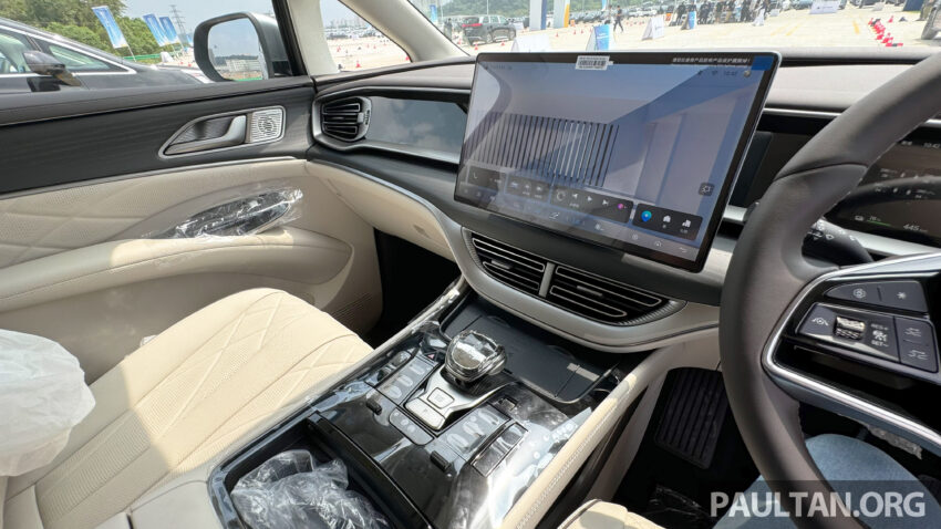 腾势 Denza D9 确认明年首季来马, 大型纯电七人座豪华MPV, 续航里程最长520公里, 最快6.9秒破百, 166kW快充 280579
