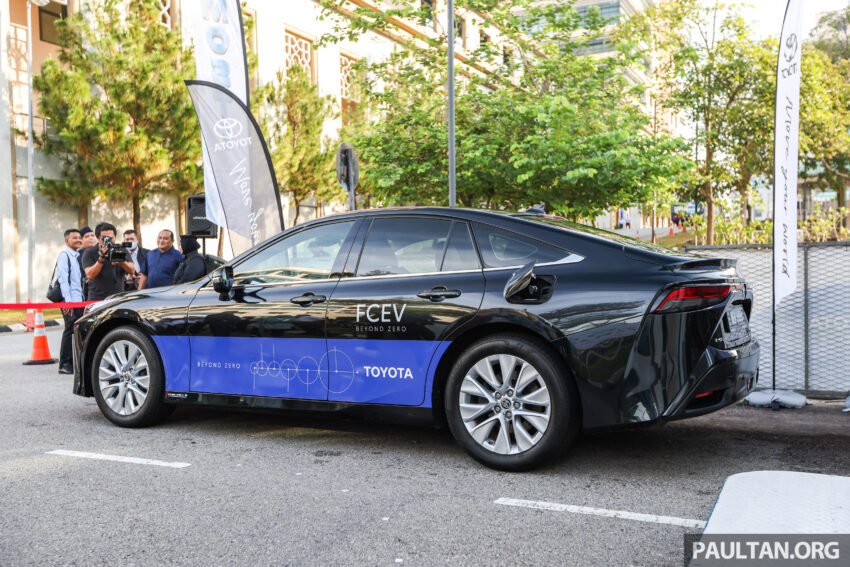 政府将向西马引进少量 Toyota Mirai 与移动式氢燃料站作测试用途, 目标在2050年达致与纯电动车及燃油车同等销量 281656