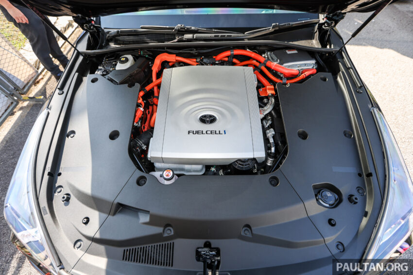政府将向西马引进少量 Toyota Mirai 与移动式氢燃料站作测试用途, 目标在2050年达致与纯电动车及燃油车同等销量 281661