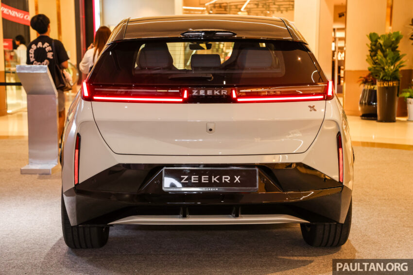 后驱版 Zeekr X Premium 2WD 实拍图集: 5.6秒破百, 续航里程440公里, 极速190km/h, 半小时充电至80%, 今年上市 280967