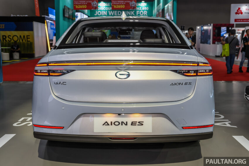 广汽埃安 GAC Aion ES 纯电四门房车本地正式发布, 续航里程可达442公里, 半小时充电至80%, 售价10.7万令吉 284427